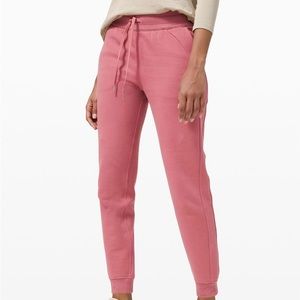 Scuba Jogger Size 8 - Brier Rose